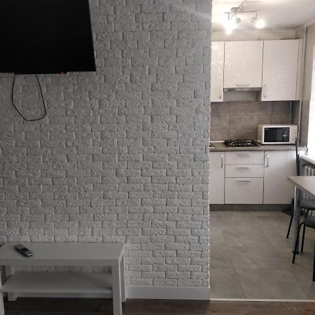 Studio Comfort On Golovna Street Chernivtsi Luaran gambar